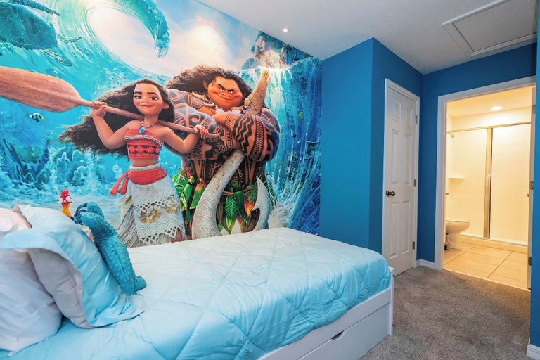 Room 5, Family Fun Moana, Mario, Harry Potter Stay, Osceola
