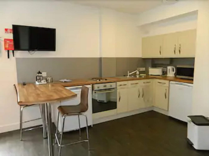 Others 5, Juniper Court, Stirling