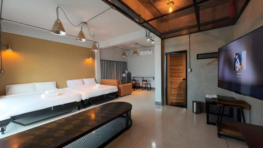 Bedroom 2, Monkey Art, Muang Nakhon Nayok
