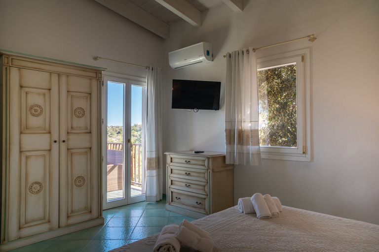 Bedroom 2, Domus Liscia di Vacca, Olbia-Tempio