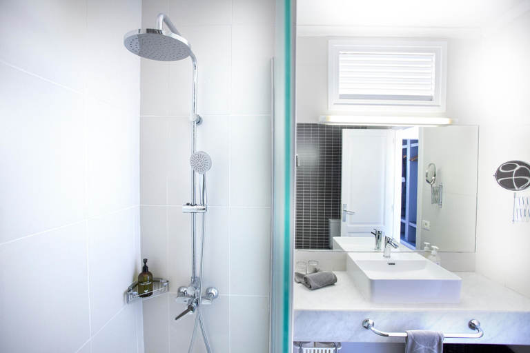 Bathroom 5, Coral Suites & Spa, Santa Cruz de Tenerife