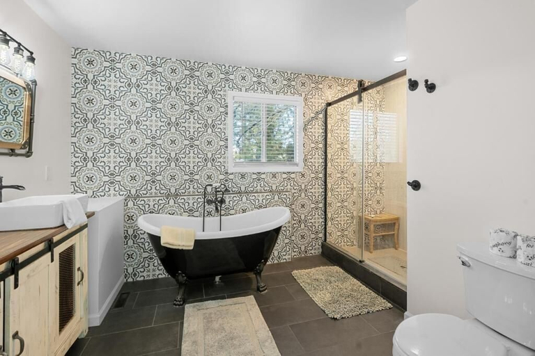 Bathroom 5, Mockingbird Retreat, San Bernardino