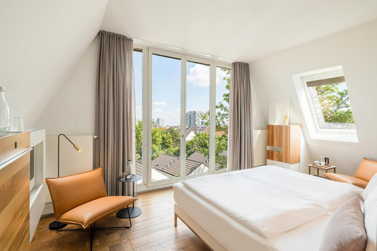 Bedroom 4, Hopper Hotel St. Josef, WorldHotels Crafted, Köln