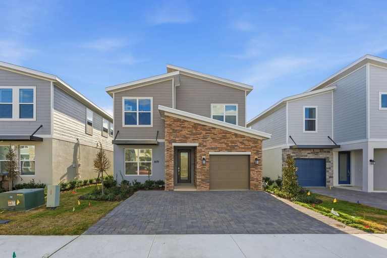 Front of property 3, Stylish Family Villa, Themed Rooms, Pool, Osceola