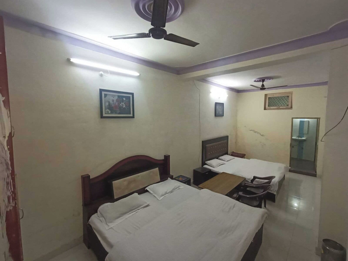 Room 5, 7-High Rock Hotel, Tehri Garhwal