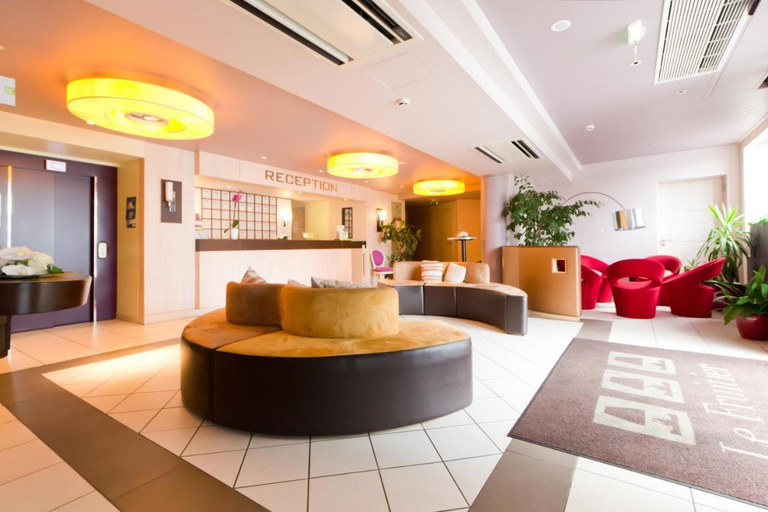 Public Area 2, Hotel Restaurant Le Fruitier, Manche