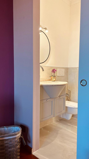 Bathroom 2, La Dimora dei Vini, Rome