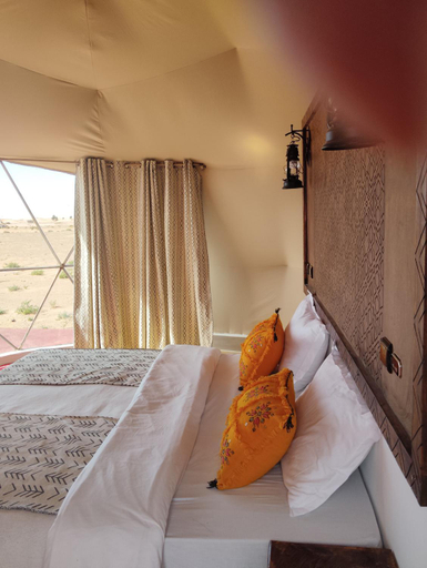 Bedroom 2, Tatooine Stars Camp, Errachidia