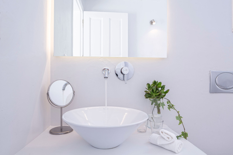 Bathroom 4, Pietra e Mare - Mykonos Moments by Mr and Mrs White, South Aegean
