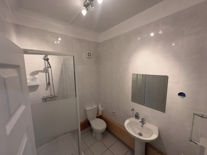 Bathroom 3, Dharma Lodge, London