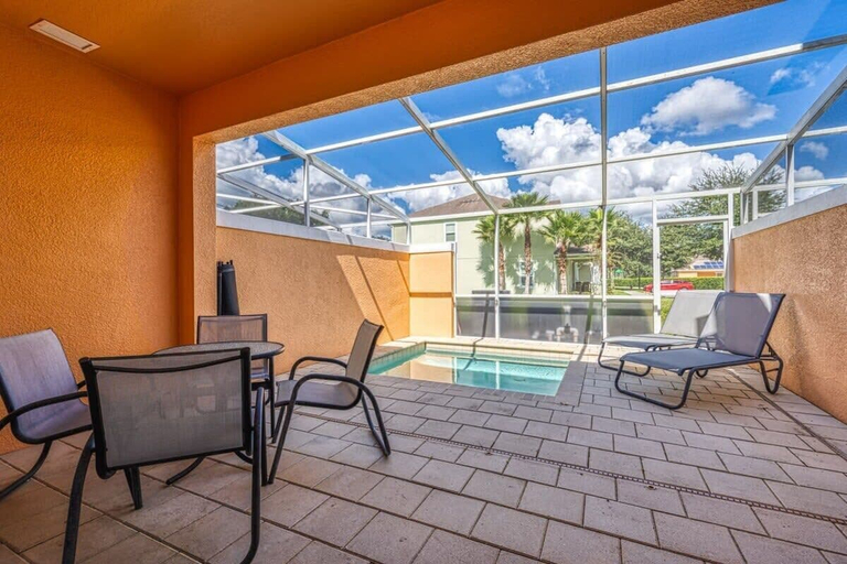 Interior 3, Distinctive Home, Private Pool, Lake