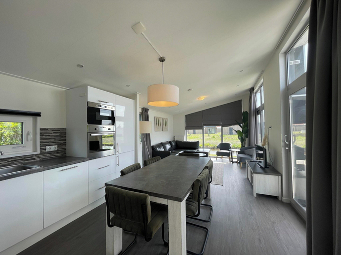Others 5, 6-Guest Stylish Chalet in De Rijp, Graft-De Rijp