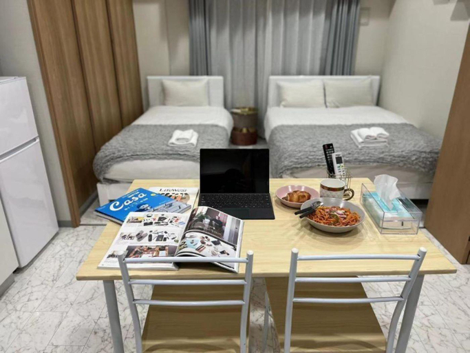 Bedroom 2, The Peak Shinsaibashi, Osaka
