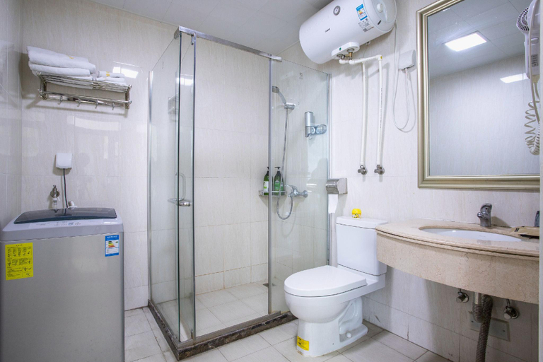 Bathroom 3, Guangzhou Mimi Garden Hotel Apartment 广州米米花园酒店公寓, Guangzhou