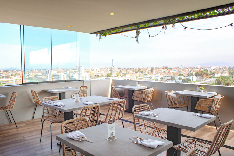 Food & Drinks 5, Palmetto Hotel Business San Miguel, Lima