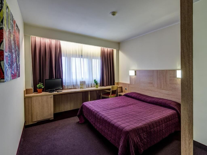 Bedroom 3, HOTEL CAPITAL, Rovigo
