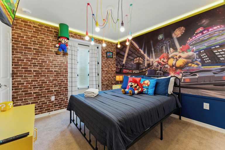 Interior 5, Fantasy Themed Fun With Pool & Resort Access, Polk