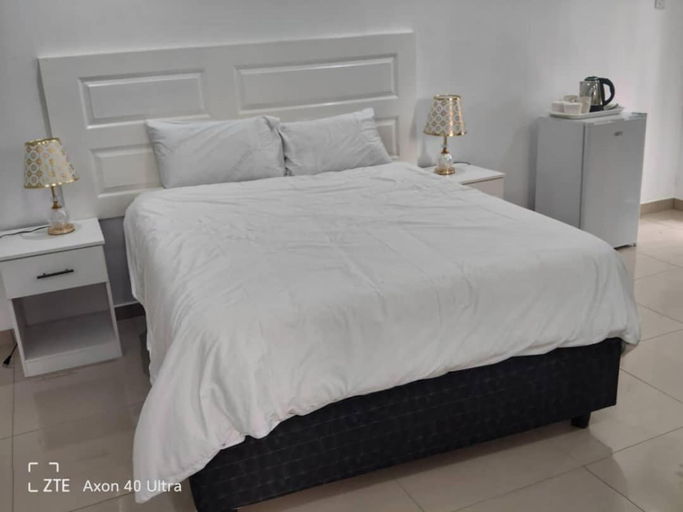 Bedroom 3, Silver Moon Guest House, Harare