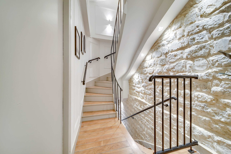 Room 5, Historical Apartment in the Heart of Paris - 2, Paris