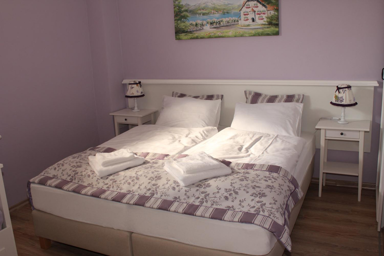 Bedroom 2, Sweet Home Residence Gbelce, Nové Zámky