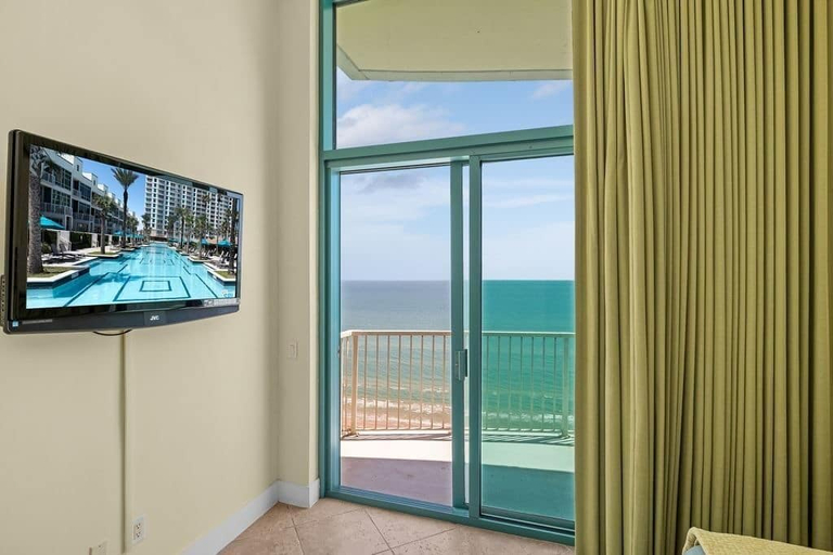 Interior 2, Sapphire Penthouse Jr - Unrivaled Luxury - Views, Cameron