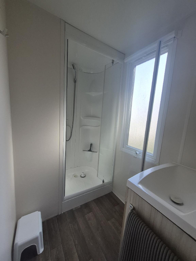 Bathroom 3, Mobil Home 3Ch - 6Pers 15min Europa PARK, Bas-Rhin