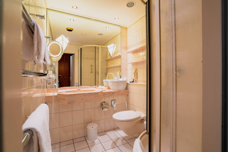 Bathroom 5, re.vita - naturresort & spa, Osterode am Harz