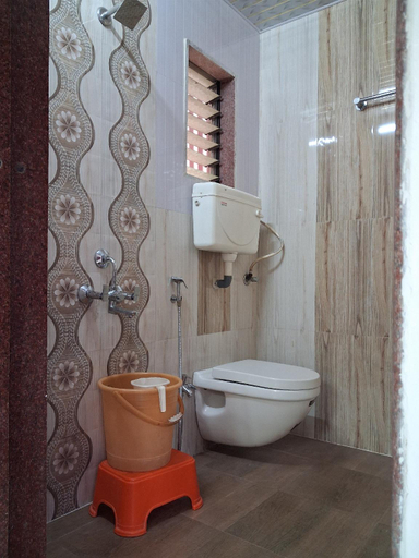 Bathroom 3, Om Datta Krupa Niwas, Satara