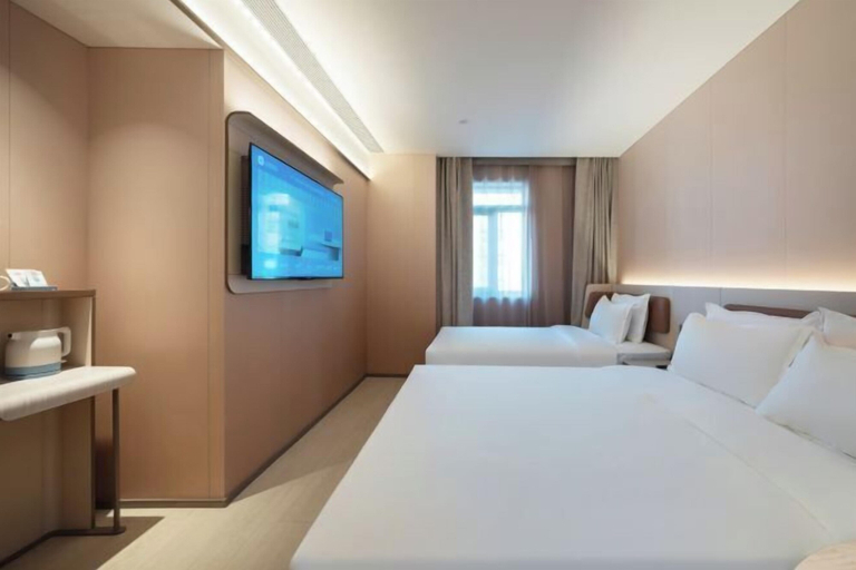 Bedroom 3, HanTing Hotel (Qingdao Zhanqiao Railway Station East Square), Qingdao
