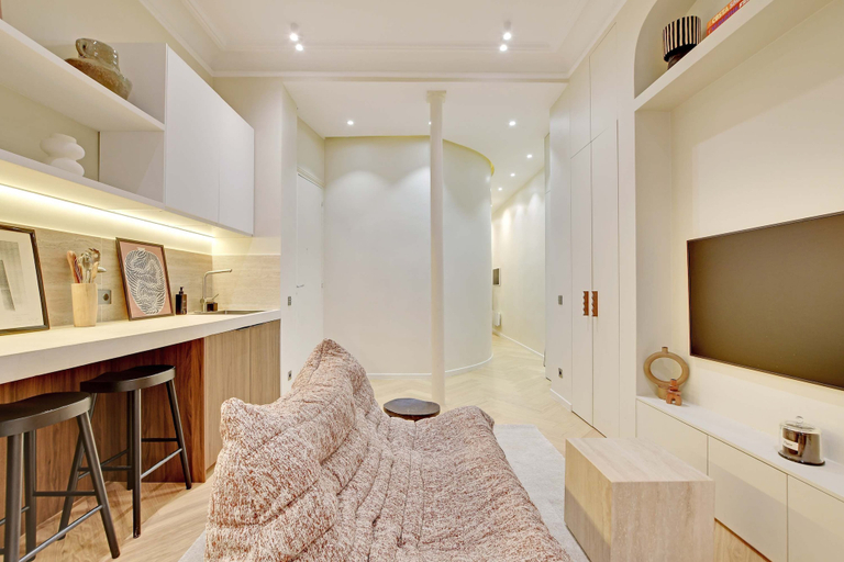 Room 3, Le Petit Luxe Parisien, Paris