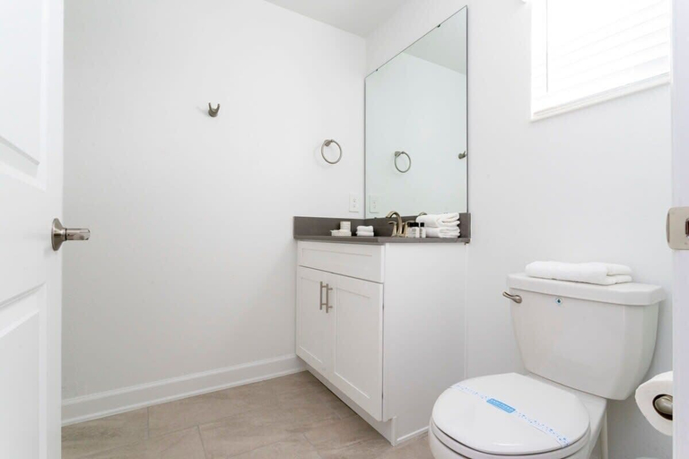 Bathroom 3, Luxurious Home Theme Beds & Private Pool, Osceola