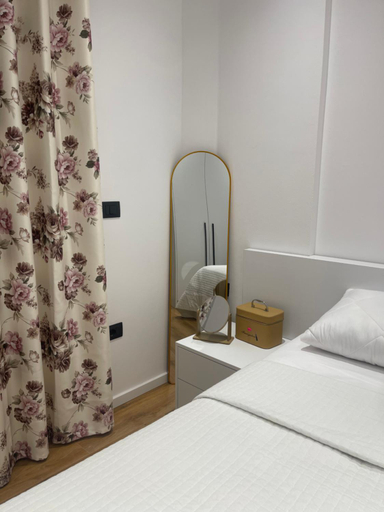Bedroom 4, Dior Apartment, Vlorës