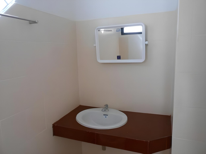 Bathroom 3, Poomsiri Place, Muang Buri Ram