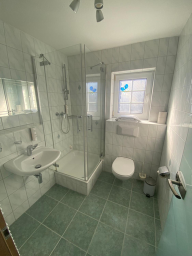 Bathroom 5, Hotel Falkenseer Hof, Havelland
