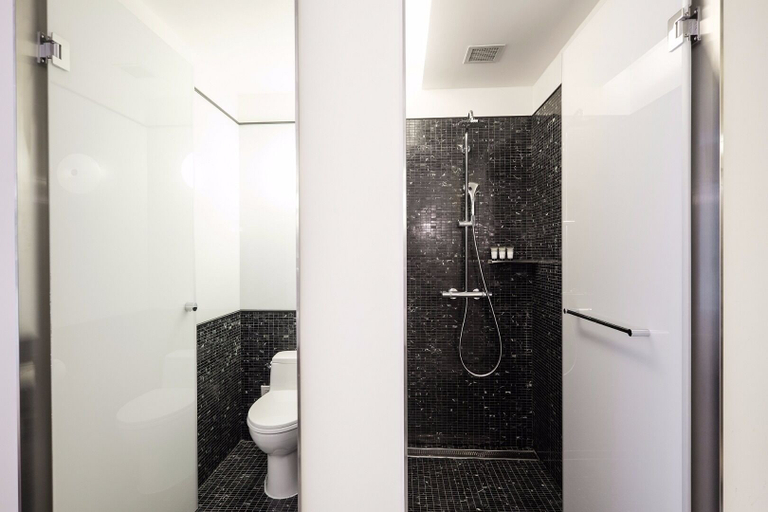 Bathroom 4, amba Taipei Zhongshan, Taipei City