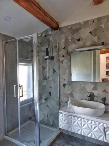 Bathroom 2, Casa LaSer, Ravenna