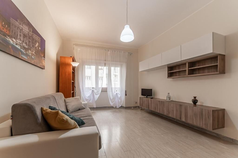 Living area, Vacanze Romane - Metro Teano, Rome