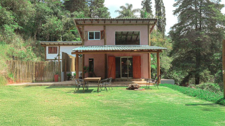 Outdoor dining 2, Villaggio Serra da Cantareira, Mairiporã