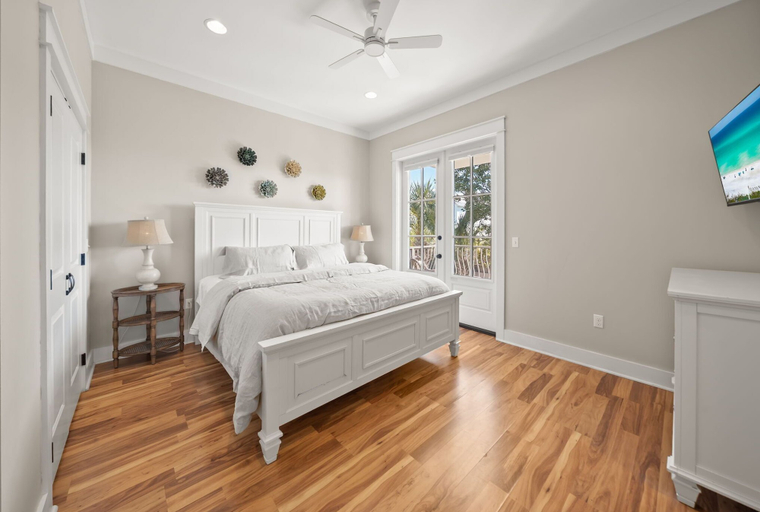 Room 3, Take It Easy, Okaloosa