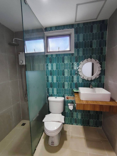 Bathroom 3, Chiang Mai Waroros Boutique Hotel, Muang Chiang Mai
