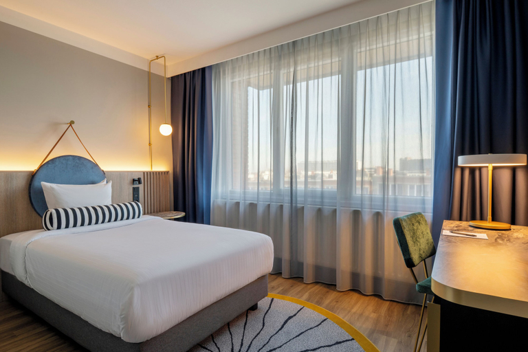 Bedroom 2, The Belson Brussels, a Tribute Portfolio Hotel by Marriott, Bruxelles