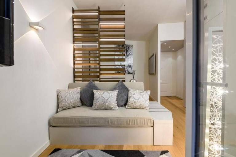 Living area 5, Gian Giacomo Mora Raffinato monolocale, Milano