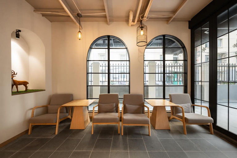 Public Area 3, Beehome Hostel, Shanghai