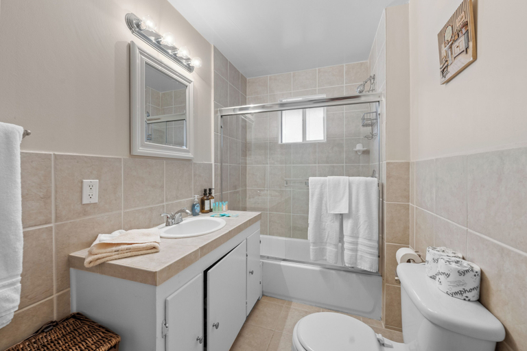 Bathroom 3, Honey Bear Cabin, San Bernardino