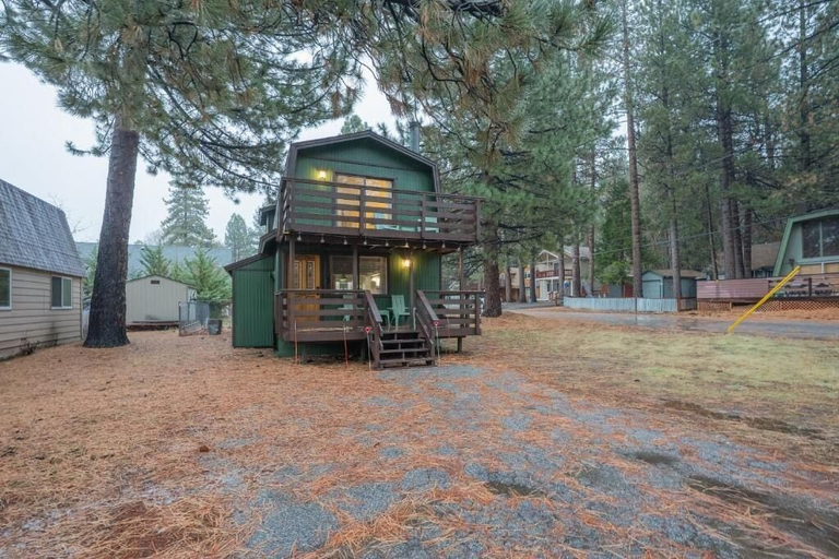 Exterior 5, Big Bear Moonridge Escape, San Bernardino