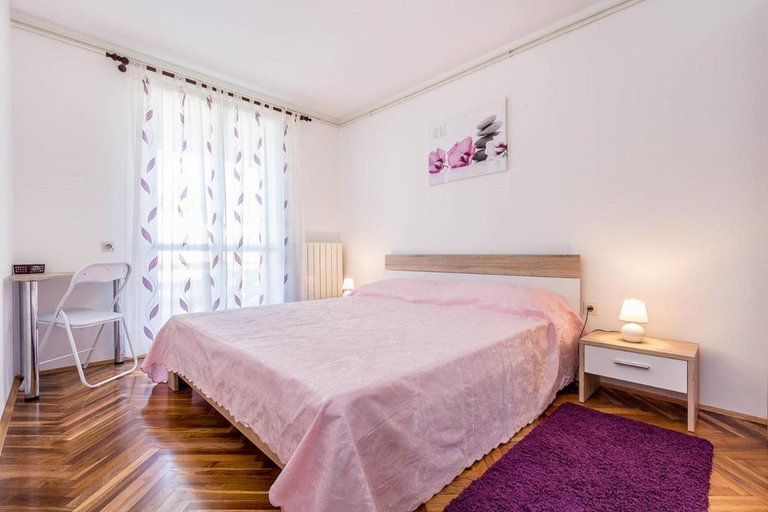 Bedroom 2, Apartments Aurora, Medulin