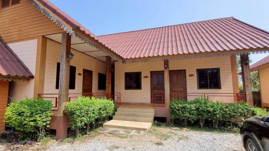 Exterior view 3, Sinsawat Resort, Muang Uttaradit