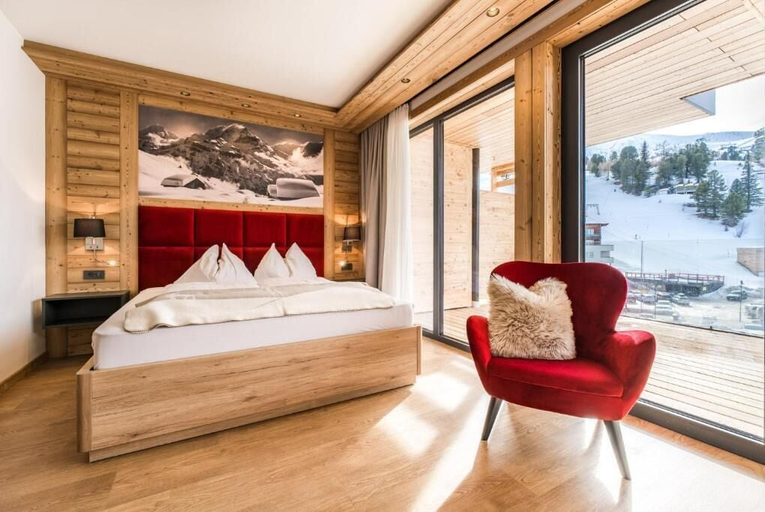 Bedroom 3, Alpin Peaks, Murau
