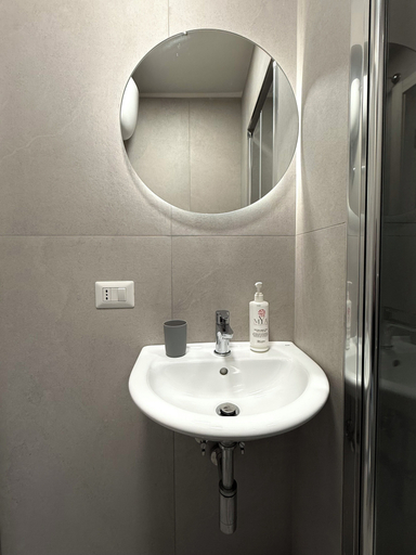 Bathroom 5, Nabab-Napoli Bed and Breakfast, Napoli