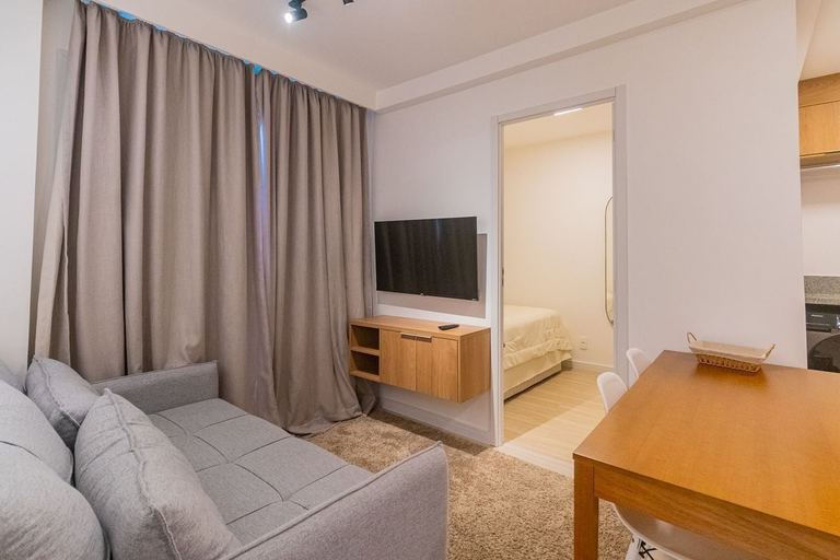 Room 4, Apto com Smart Lock Perto do Aeroporto e Metr, São Paulo